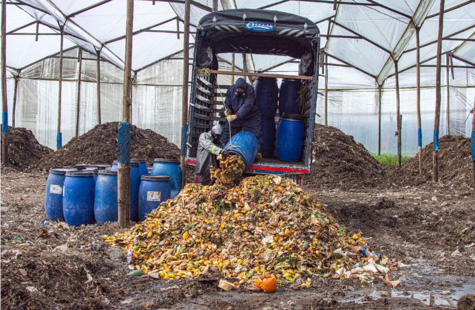 Foto: cortesía de Más Compost, Menos Basura. Desde 2018, ha logrado recolectar más de 150 toneladas de restos de comida en los hogares de Bogotá. Foto: cortesía de Más Compost, Menos Basura. Desde 2018, ha logrado recolectar más de 150 toneladas de restos de comida en los hogares de Bogotá.