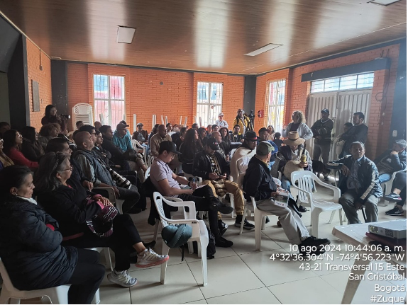 Foto grupo de personas